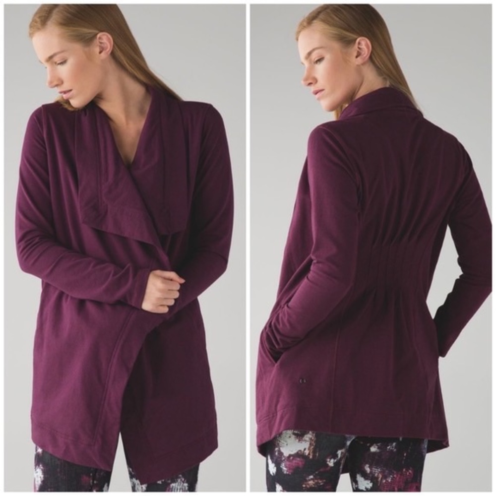 LULULEMON HEATHERED RED GRAPE RESTORE WRAP